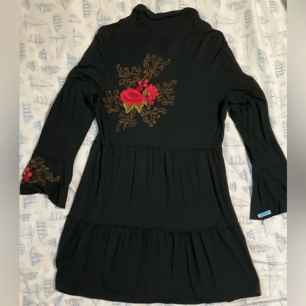 ATHLETA Black Jersey Dress w/Roses - Picture 3 of 11